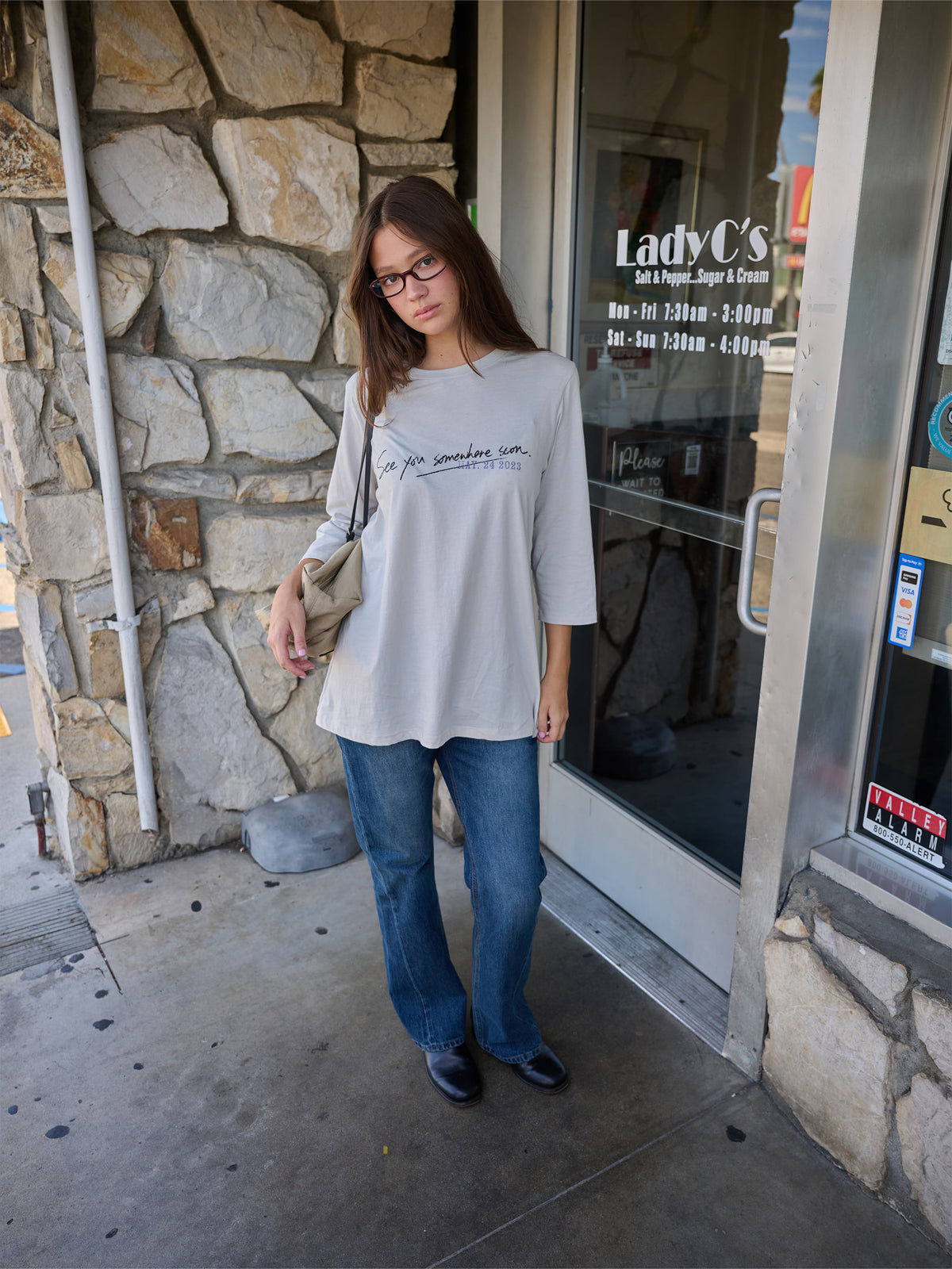 Low Classic Lettering Long Tee Fog Beige - Low Classic