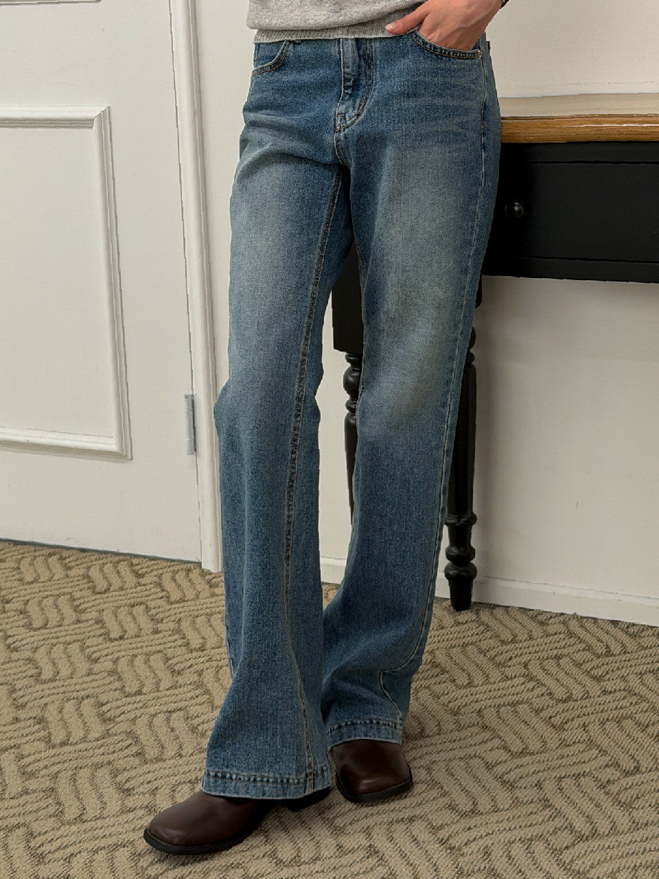 Tillidie Natural washed bootcut denim pants Deep blue