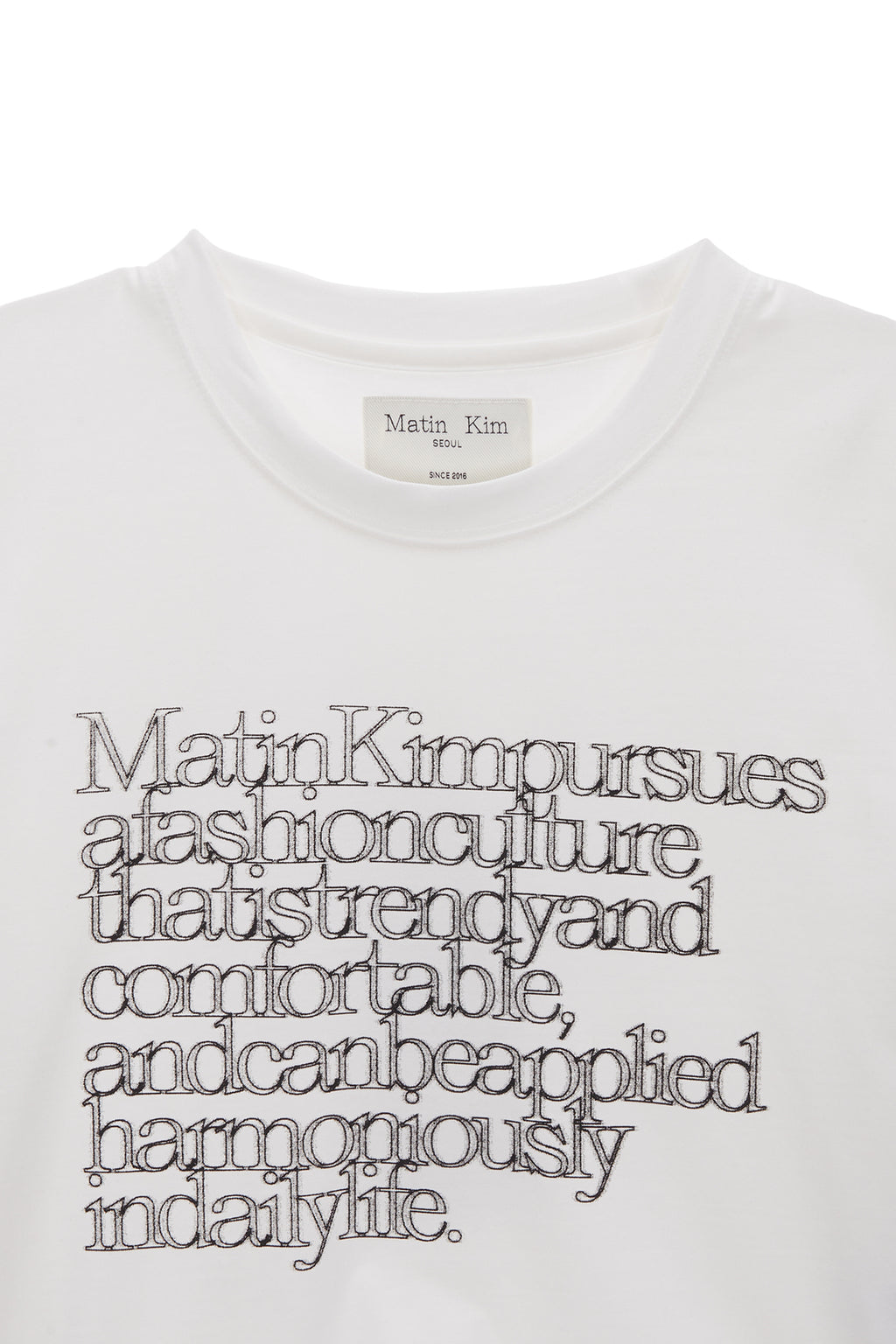 [matinkim] THIN TYPO TOP IN WHITE