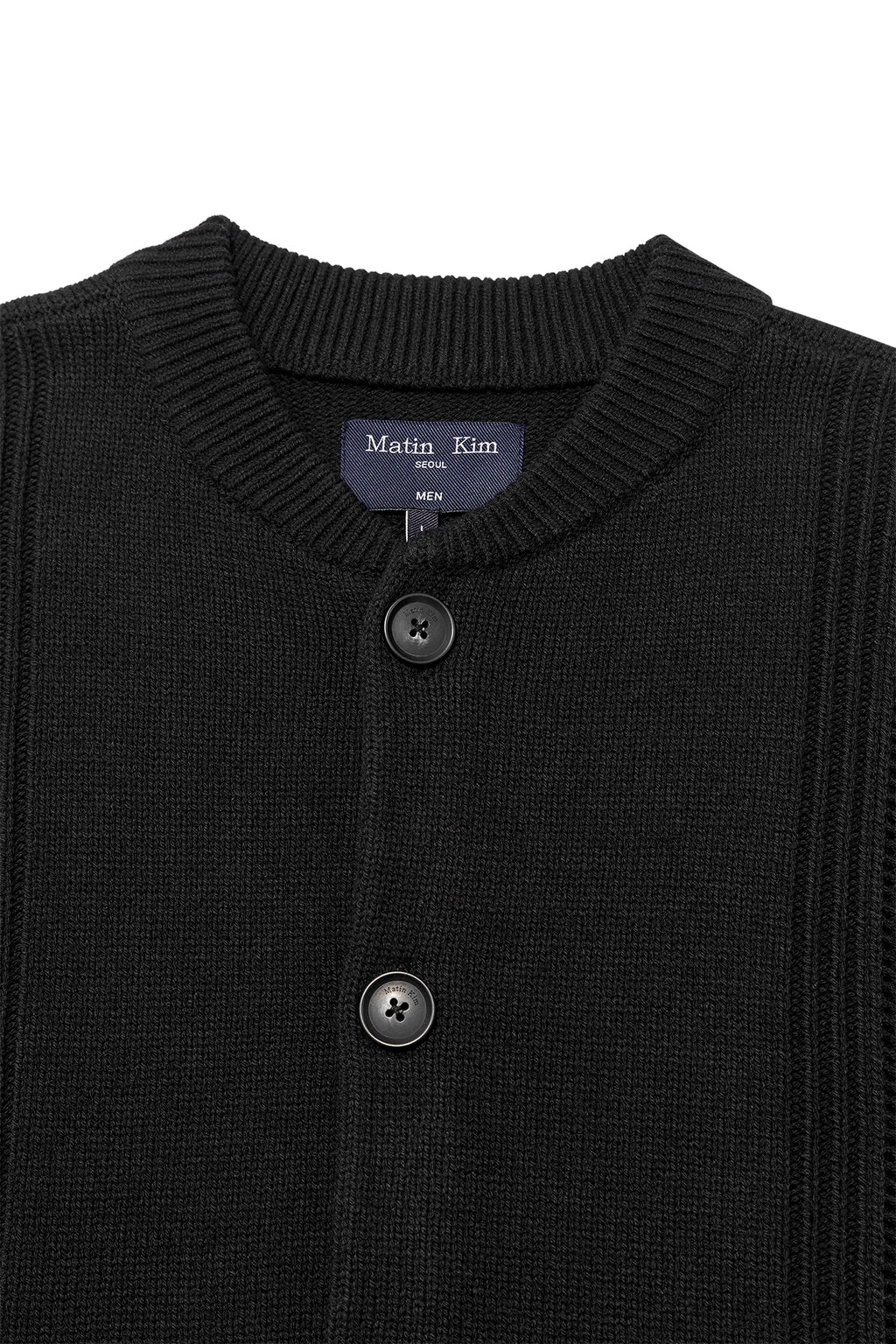 [matinkim] PUNCHING LINE POINT ROUND NECK CARDIGAN FOR MEN IN BLACK