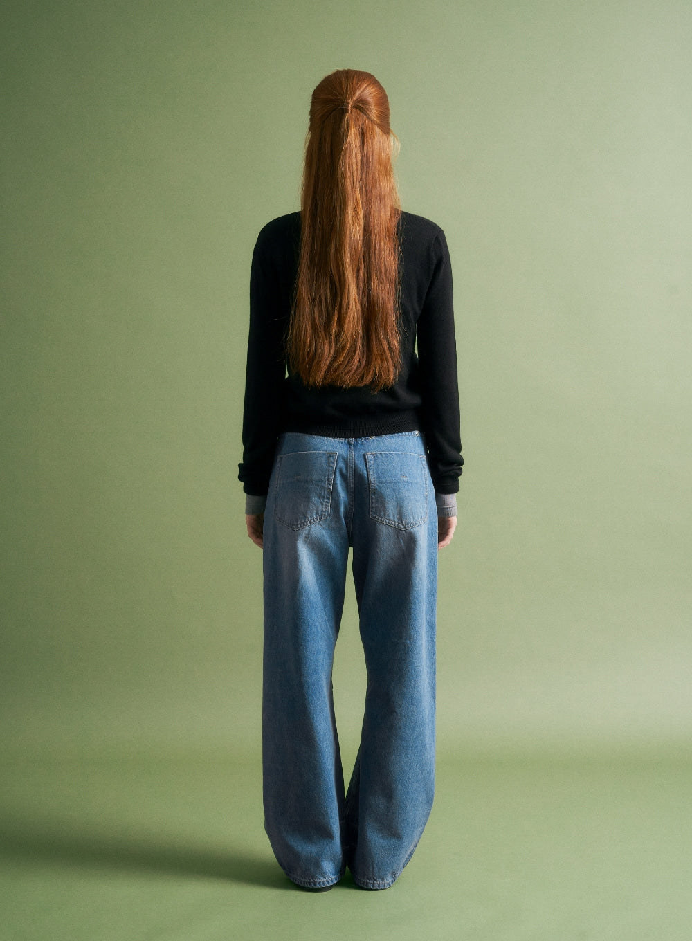 [satur] (W) Loren Basic Crew Neck Fine Cardigan - Black