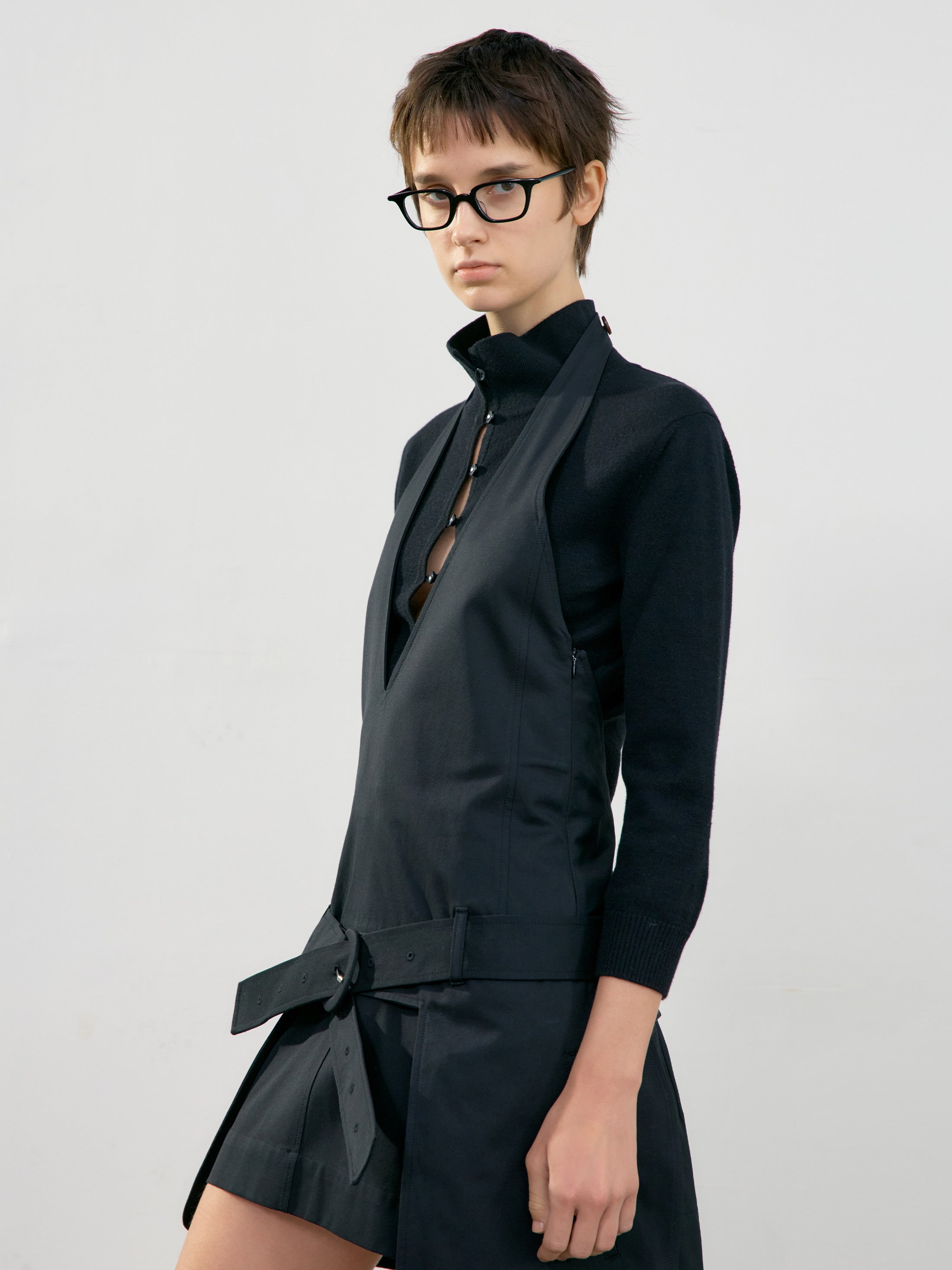 Low Classic Halter Mini Dress in Black, showcasing modern Korean designer fashion.