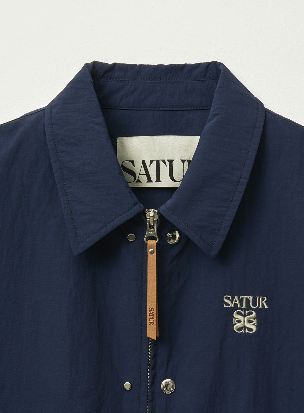 [satur] (W) Teo Nylon Coach Jacket - Navy