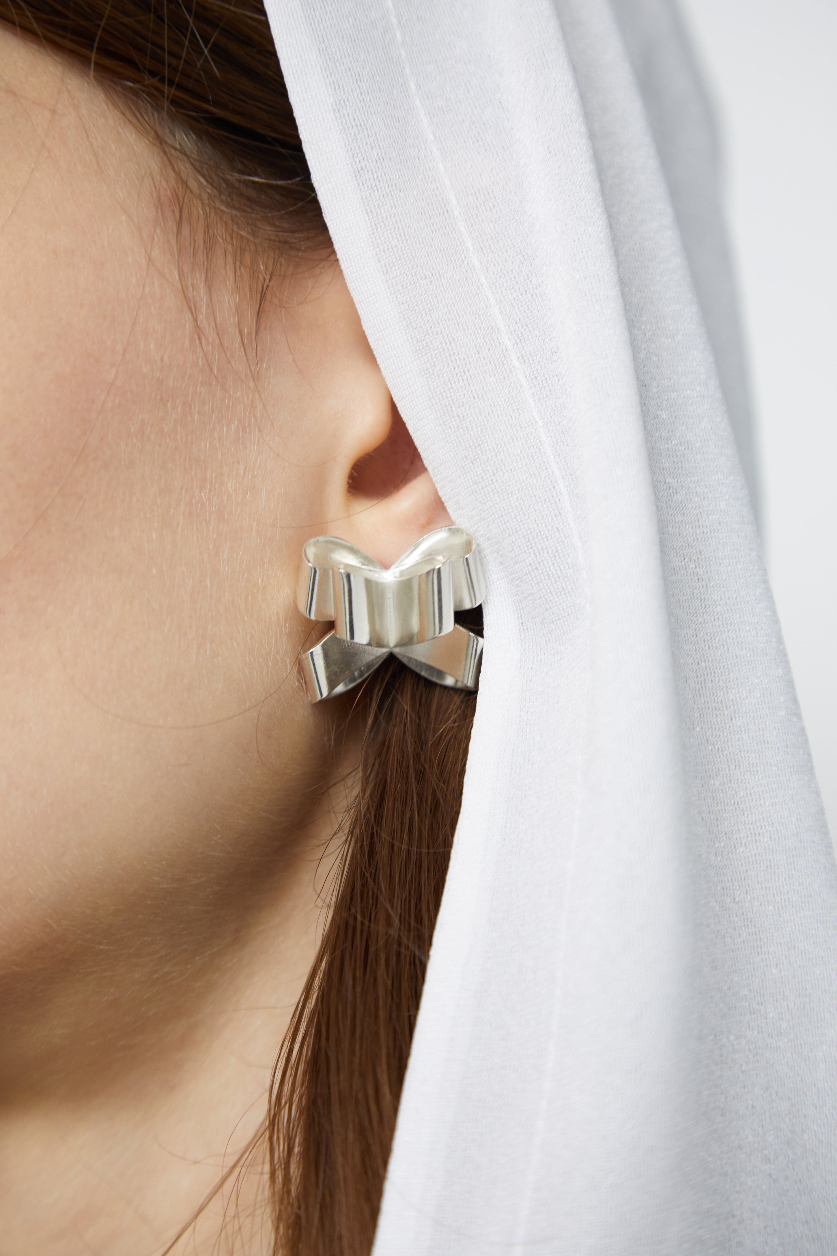 [low_classic] RU SHUO X LOW CLASSIC SERENADE EARRING
SILVER