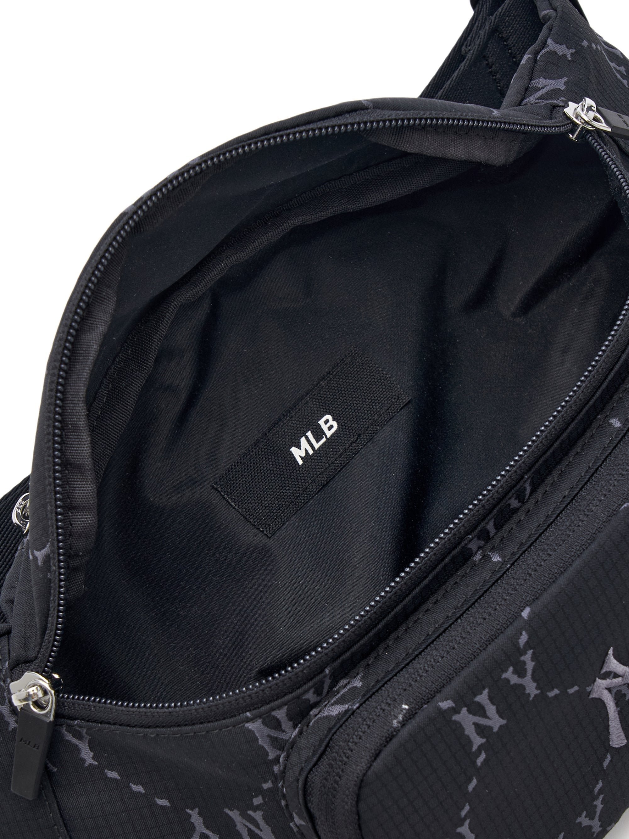MLB Korea Dia Monogram Sportive Hipsack