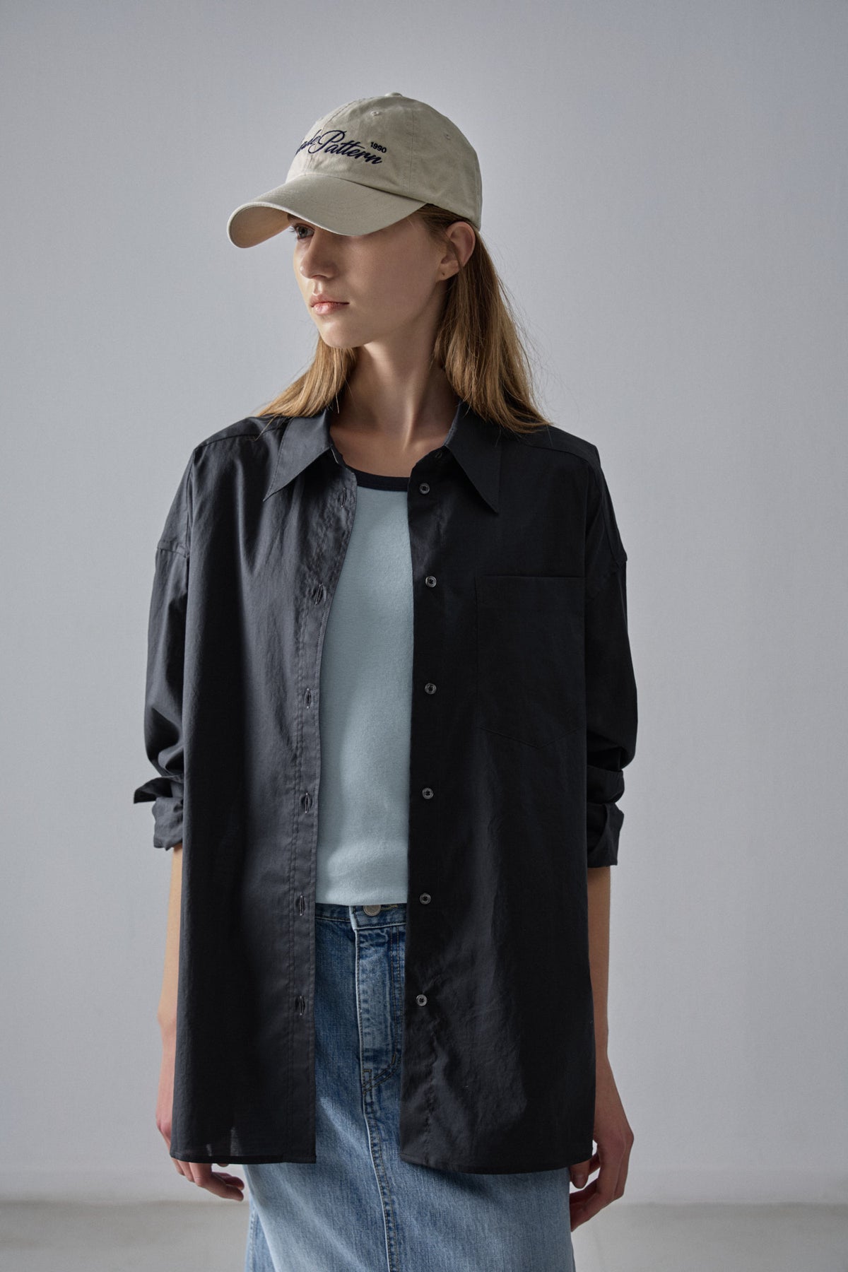 Facade Pattern Boyfit Breeze Shirt charcoal