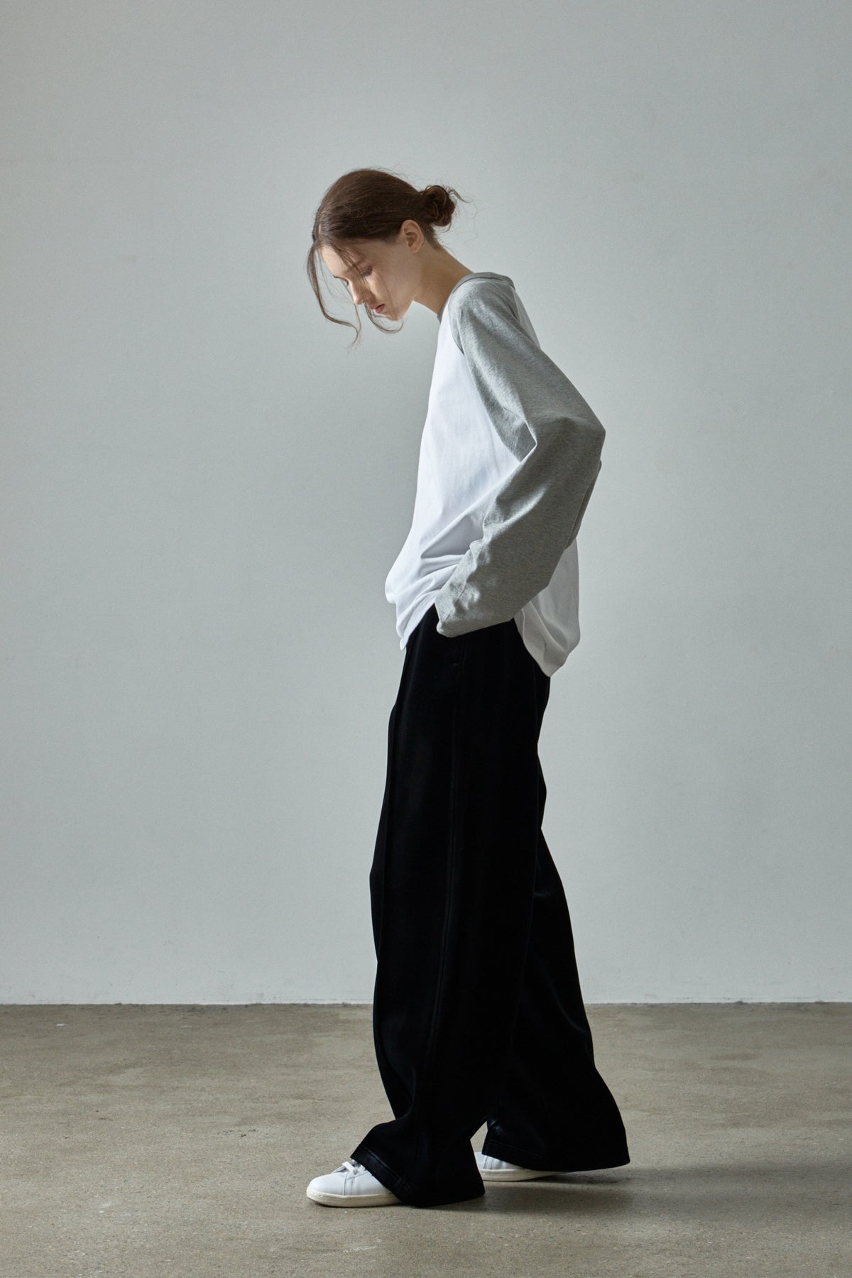 Facade Pattern Relaxed Velvet Pants black