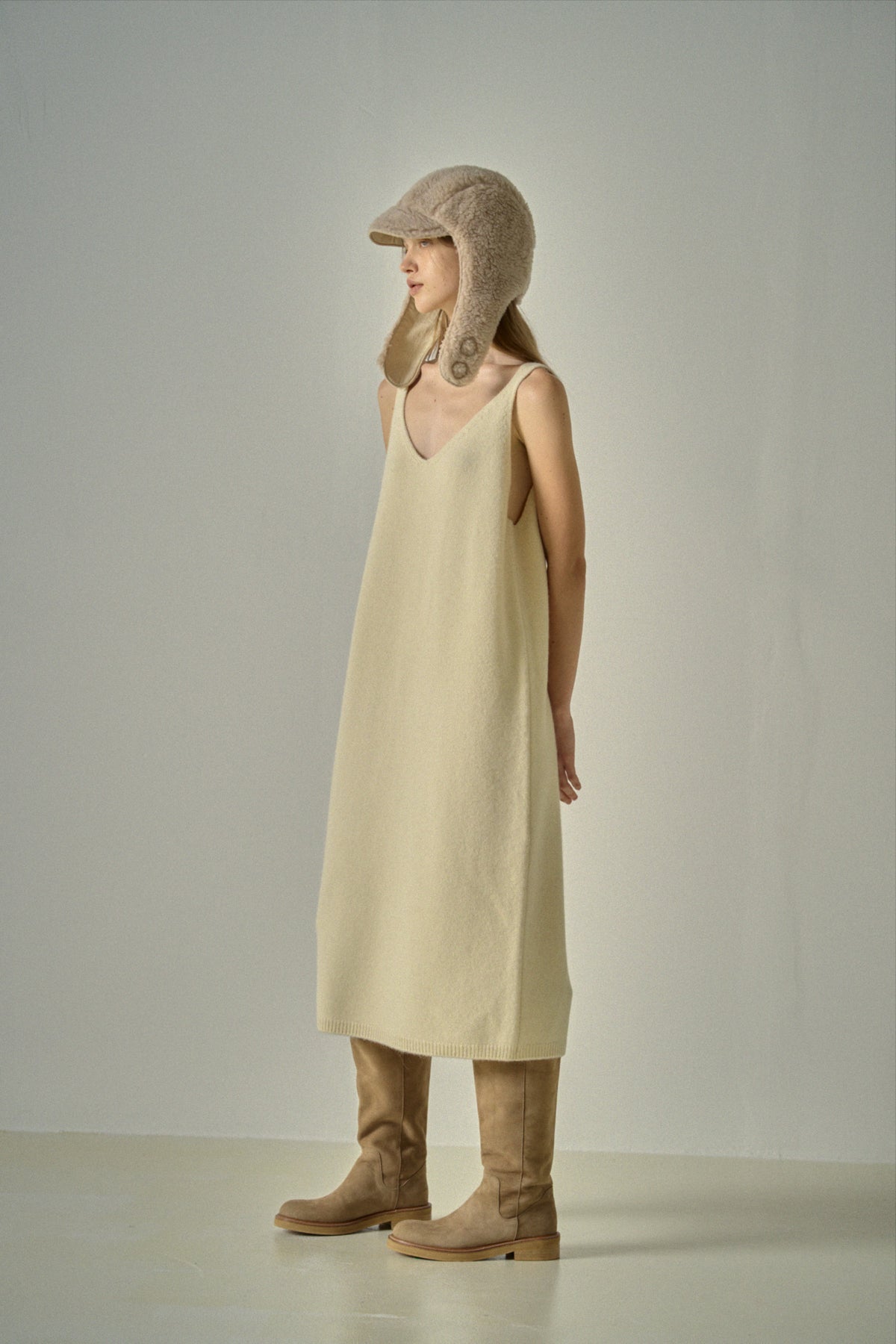 Facade Pattern Lambswool Earflap Cap