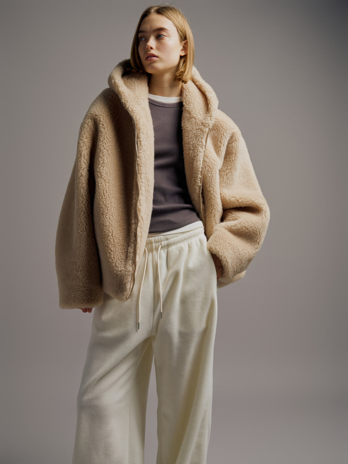 Facade Pattern Wool Fleece Banding Pants ivory