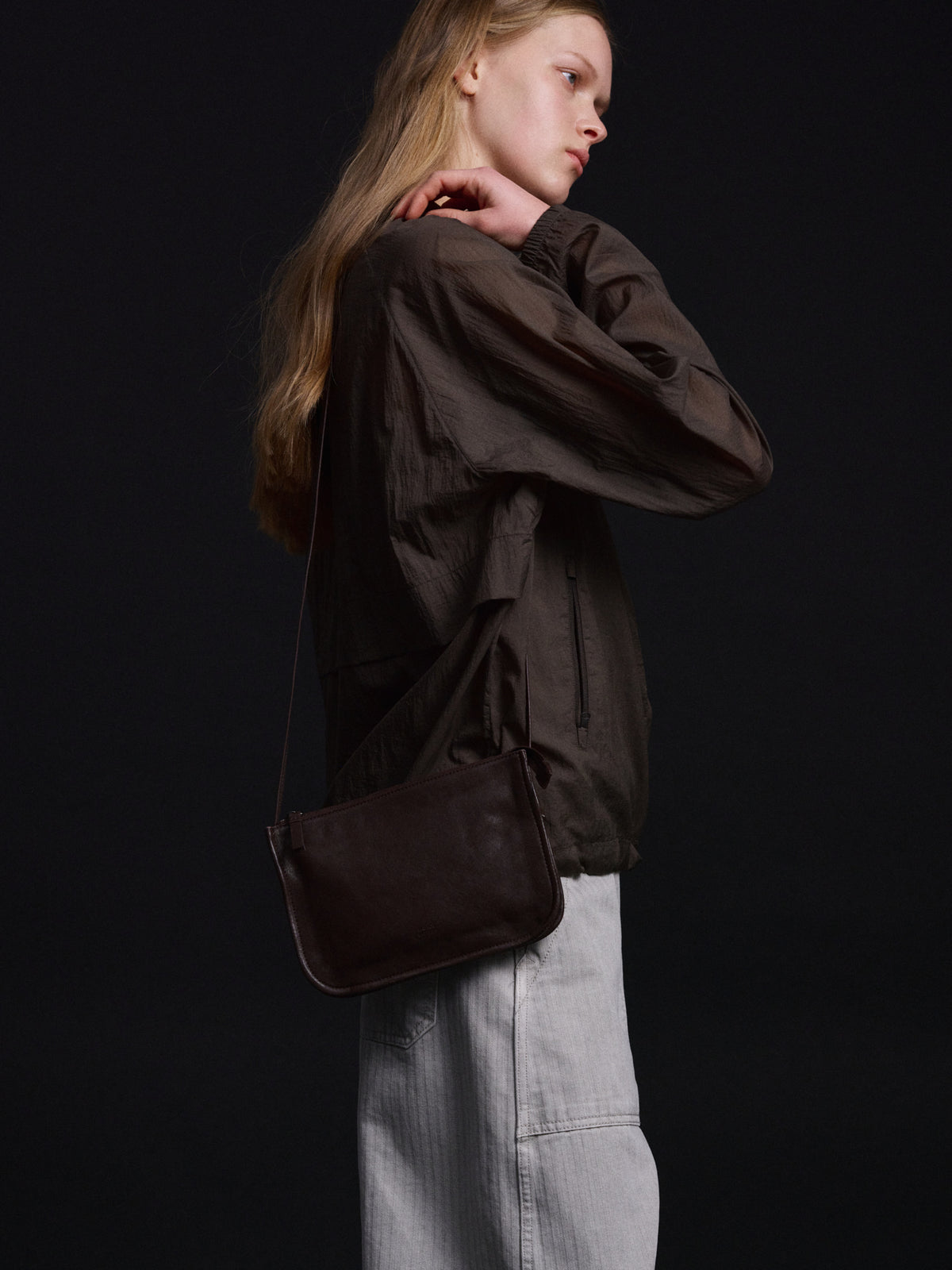 Facade Pattern Gavin Washed Leather Bag chocolate