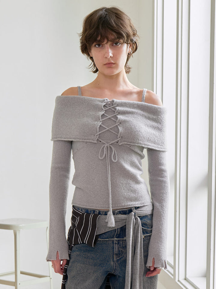Raive Off-Shoulder Strap Knit