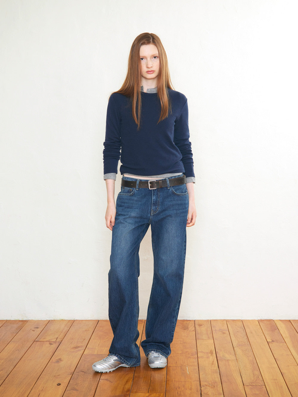 Low Classic Low-Rise Straight Jeans - Navy Blue