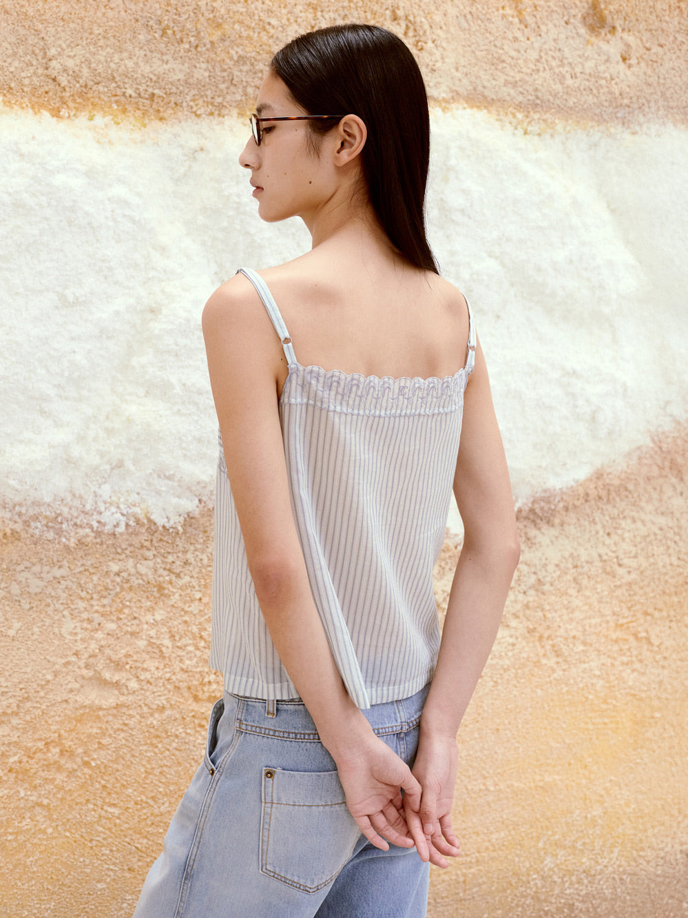 Low Classic Stripe See-Through Lace Sleeveless Stripe