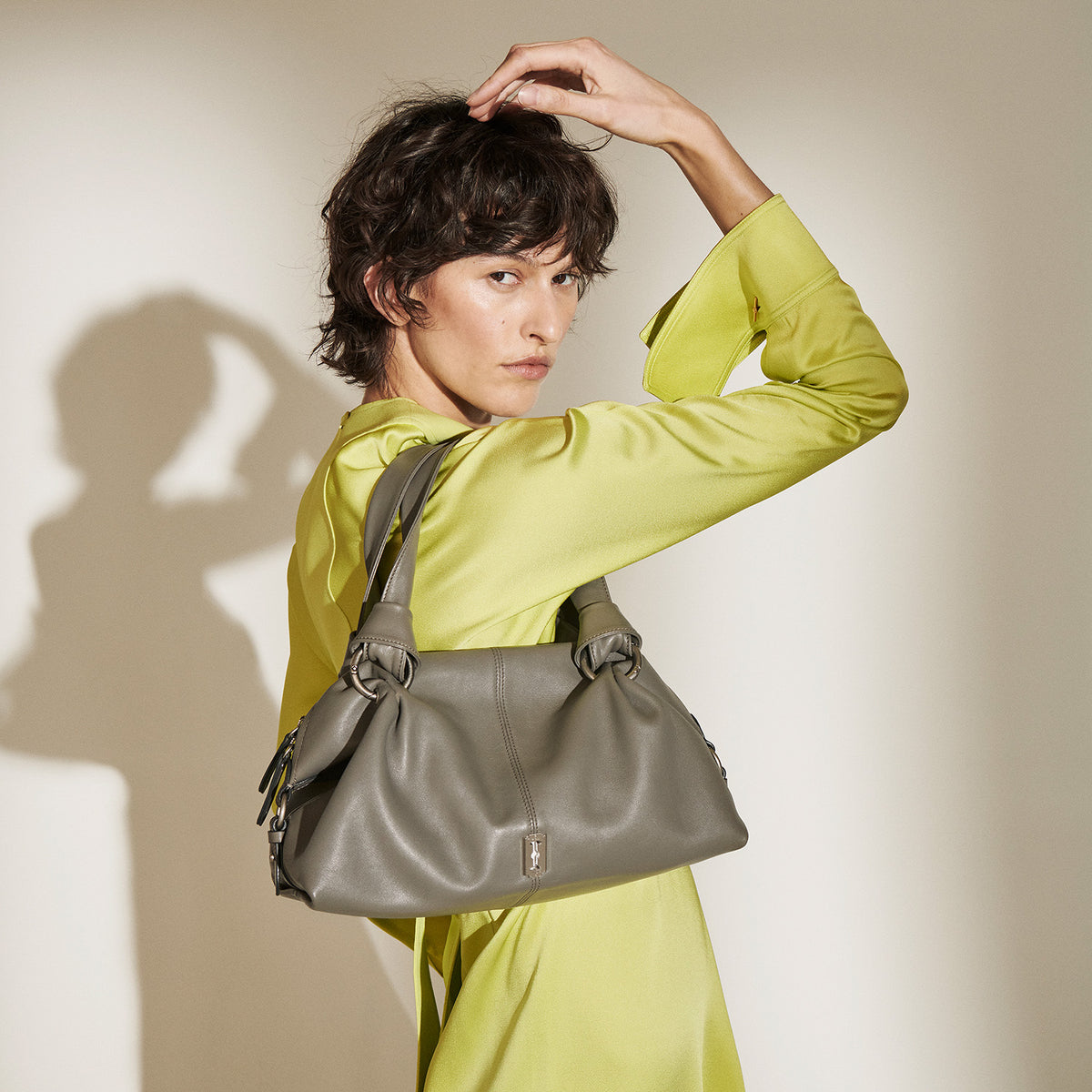 Vunque Halfmoon Attache Tote M Ash Khaki