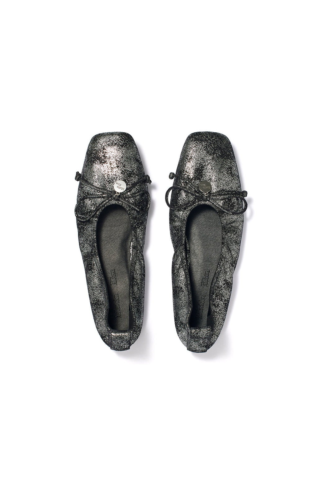 [matinkim] RIBBON BALLET FLAT SHOES IN DARK SILVER