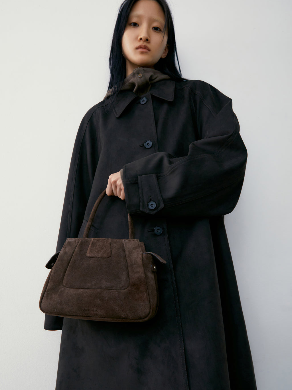 Low Classic Vintage Suede Shoulder Bag Brown