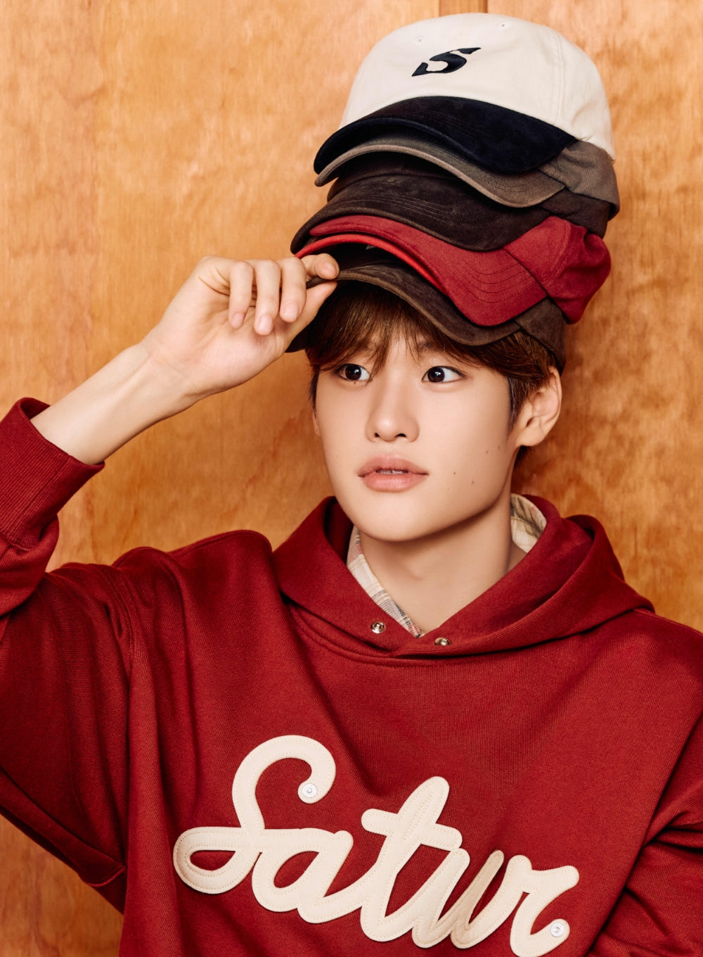 [satur] Lugo Applique Rivet Hoodie - Burgundy