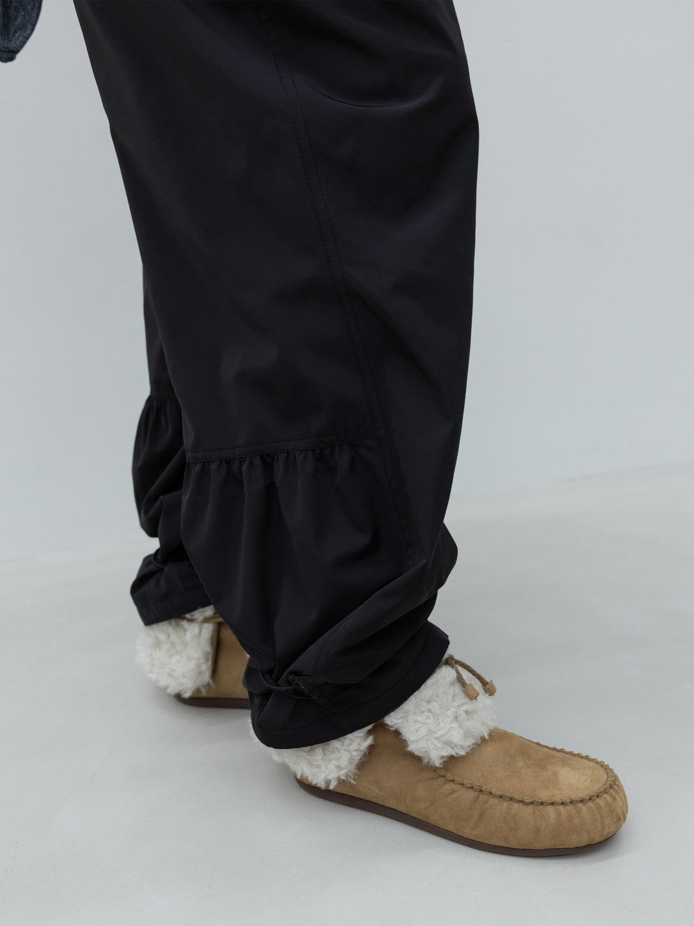 Low Classic Shearling Ankle Boots Beige