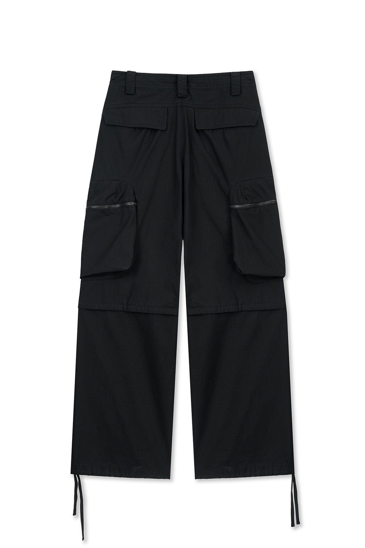[matinkim] DETACHABLE CARGO PANTS IN BLACK