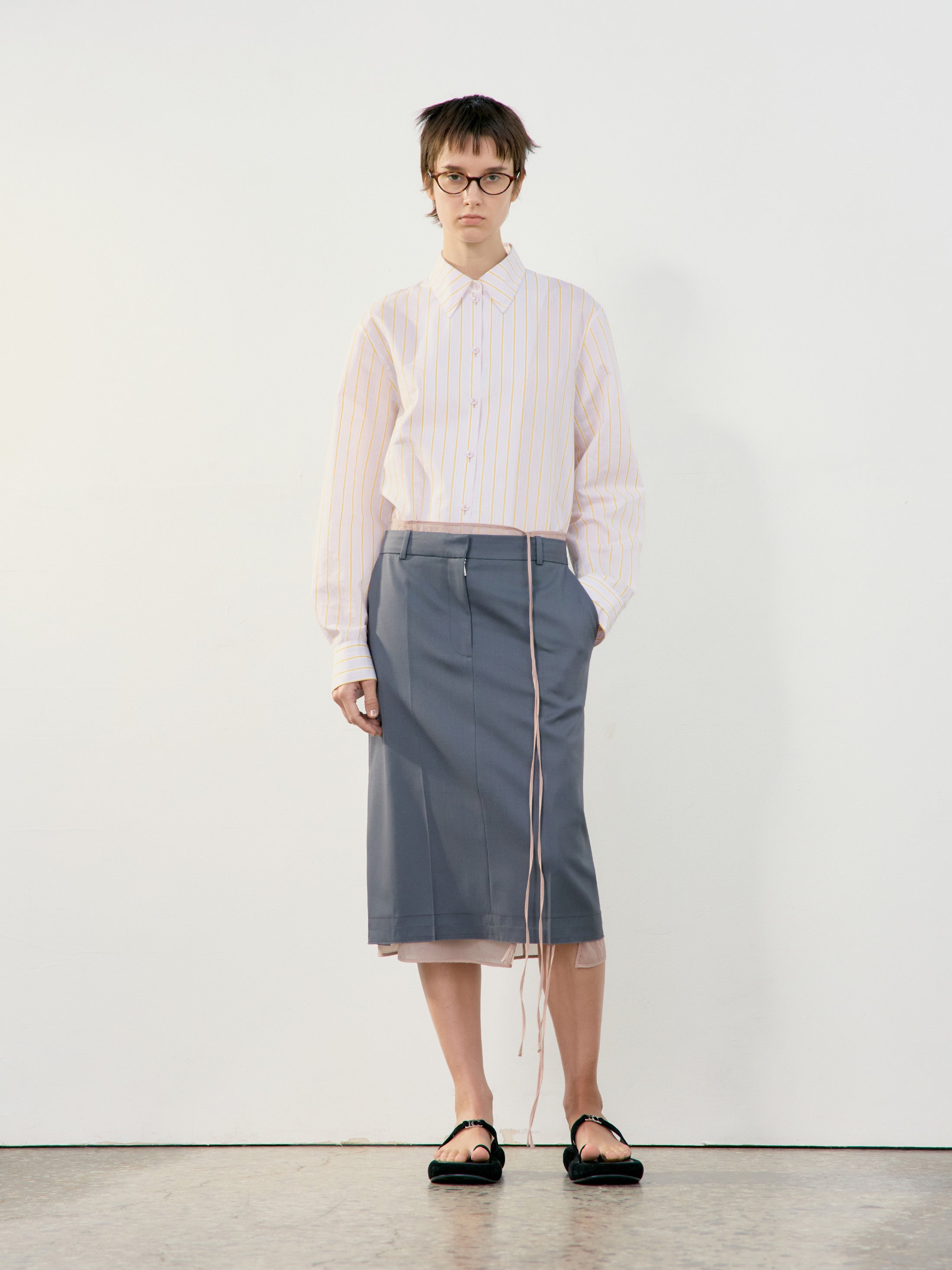 Low Classic Classic H-Line Skirt Grey