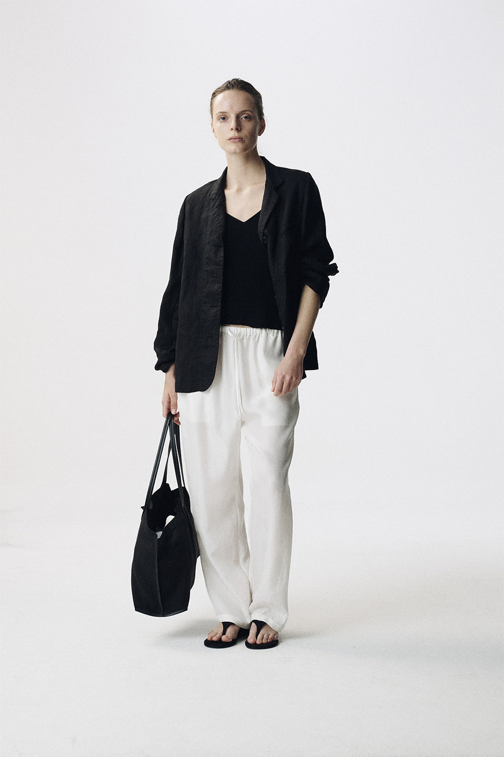 Nothing Written Biscuit shoulder bag (Black)