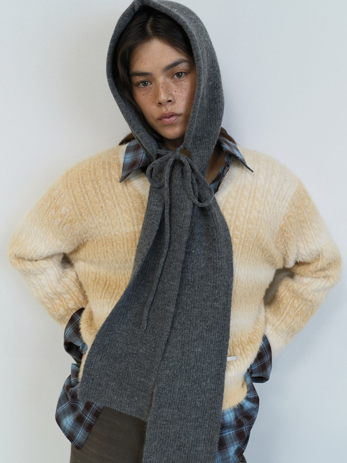 Raive Hooded Knit Muffler