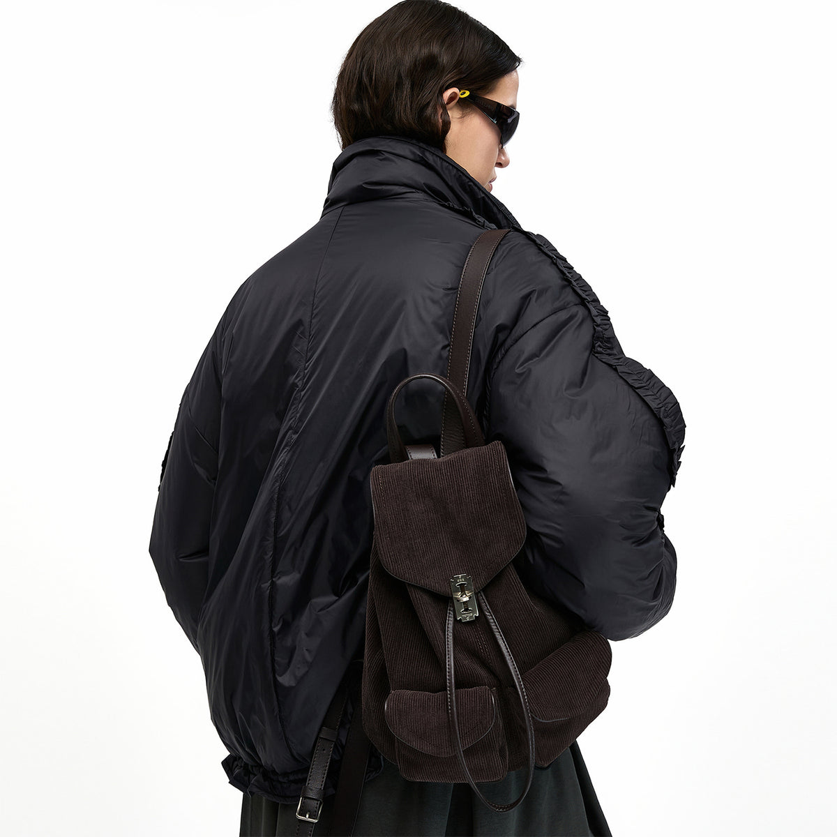 Vunque Occam Doux Double Pocket Corduroy Backpack M Choco Brown