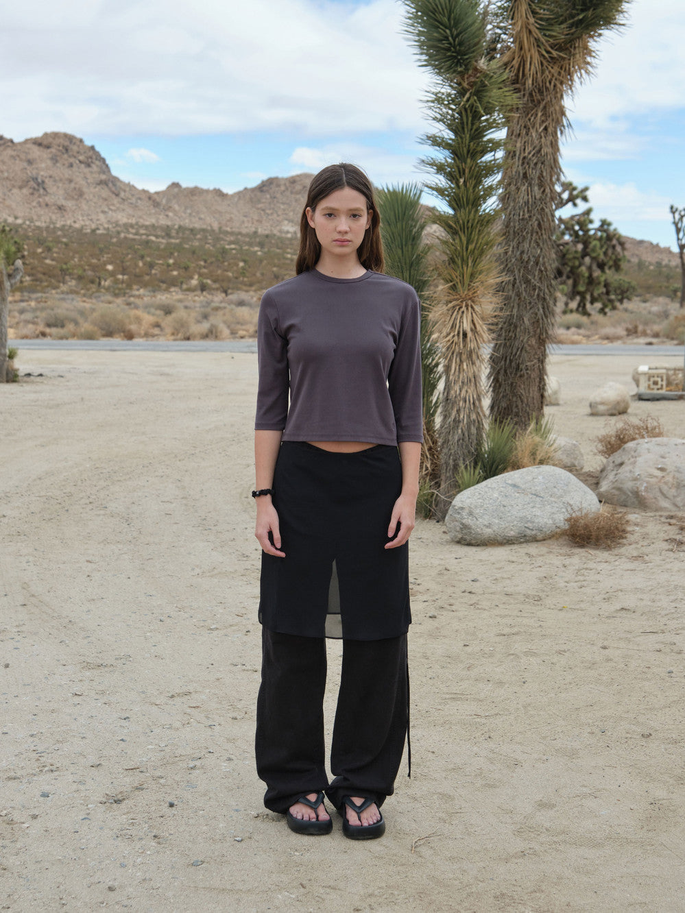 Low Classic Washed Cotton Straight-Fit Pants Black
