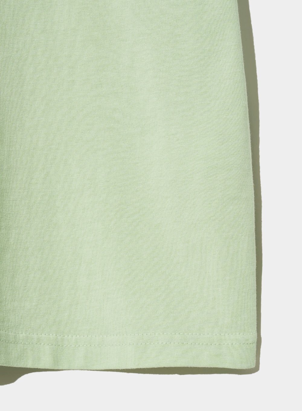 [satur] (W) Bon Voyage Raw-Cut Applique T-Shirt - Celadon Mint