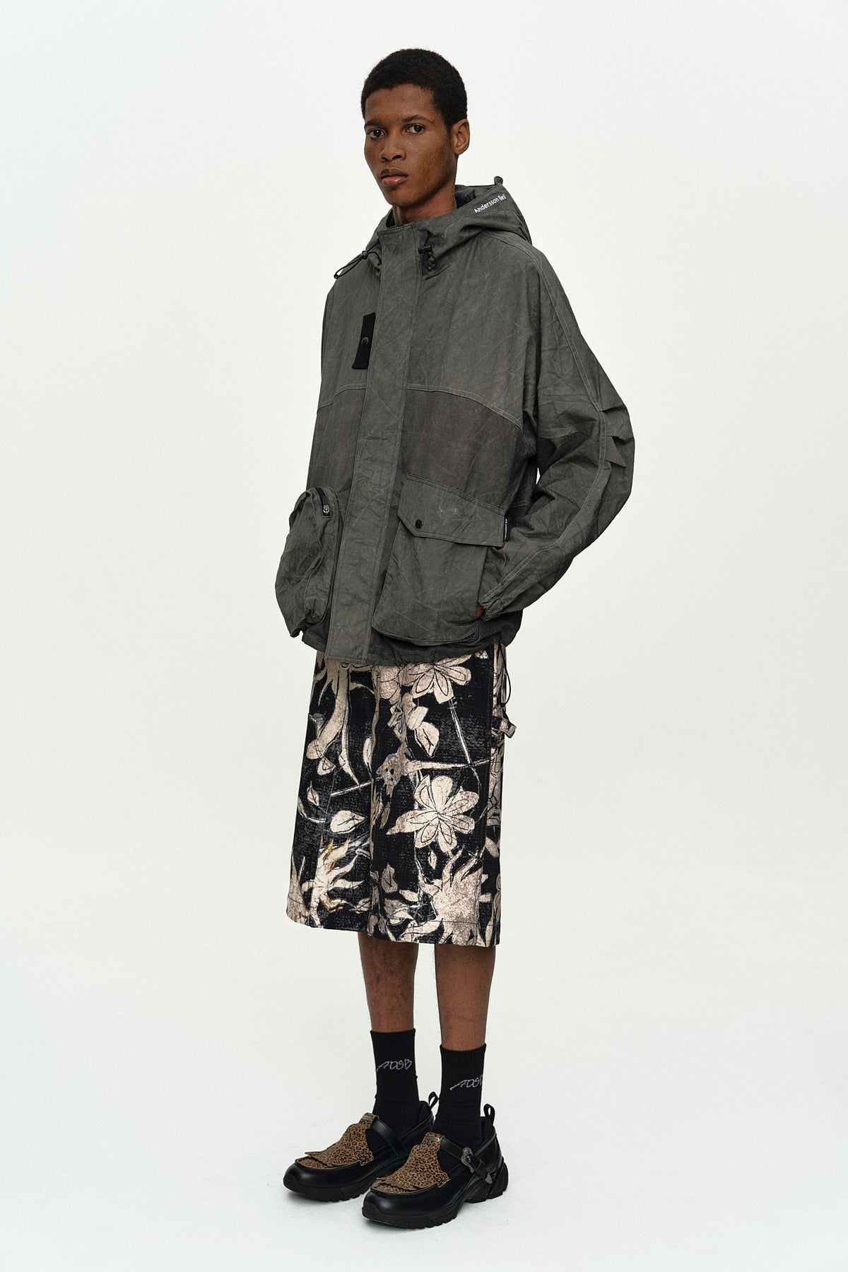 Andersson Bell Flower Printed Carpenter Shorts