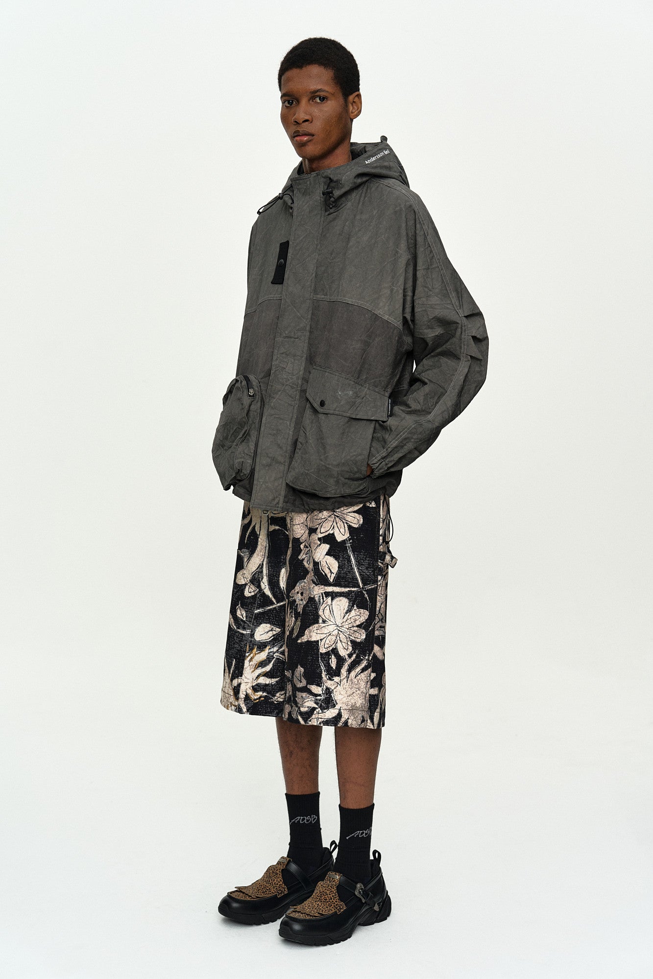 Andersson Bell Flower Printed Carpenter Shorts