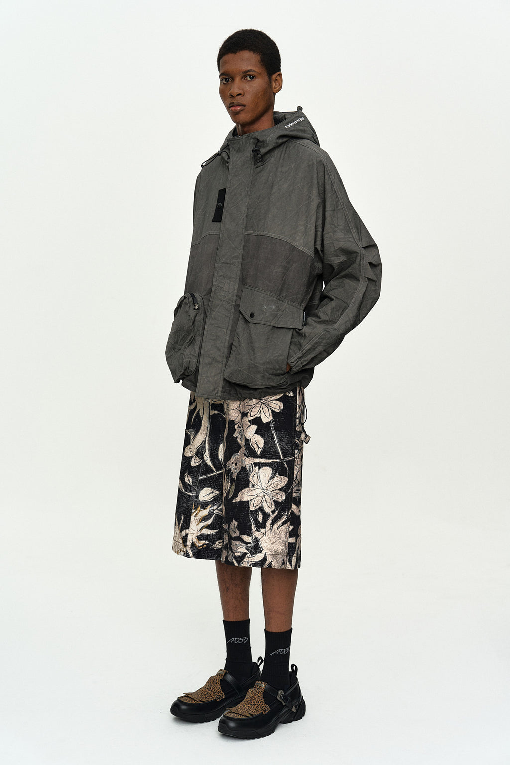 Andersson Bell Flower Printed Carpenter Shorts