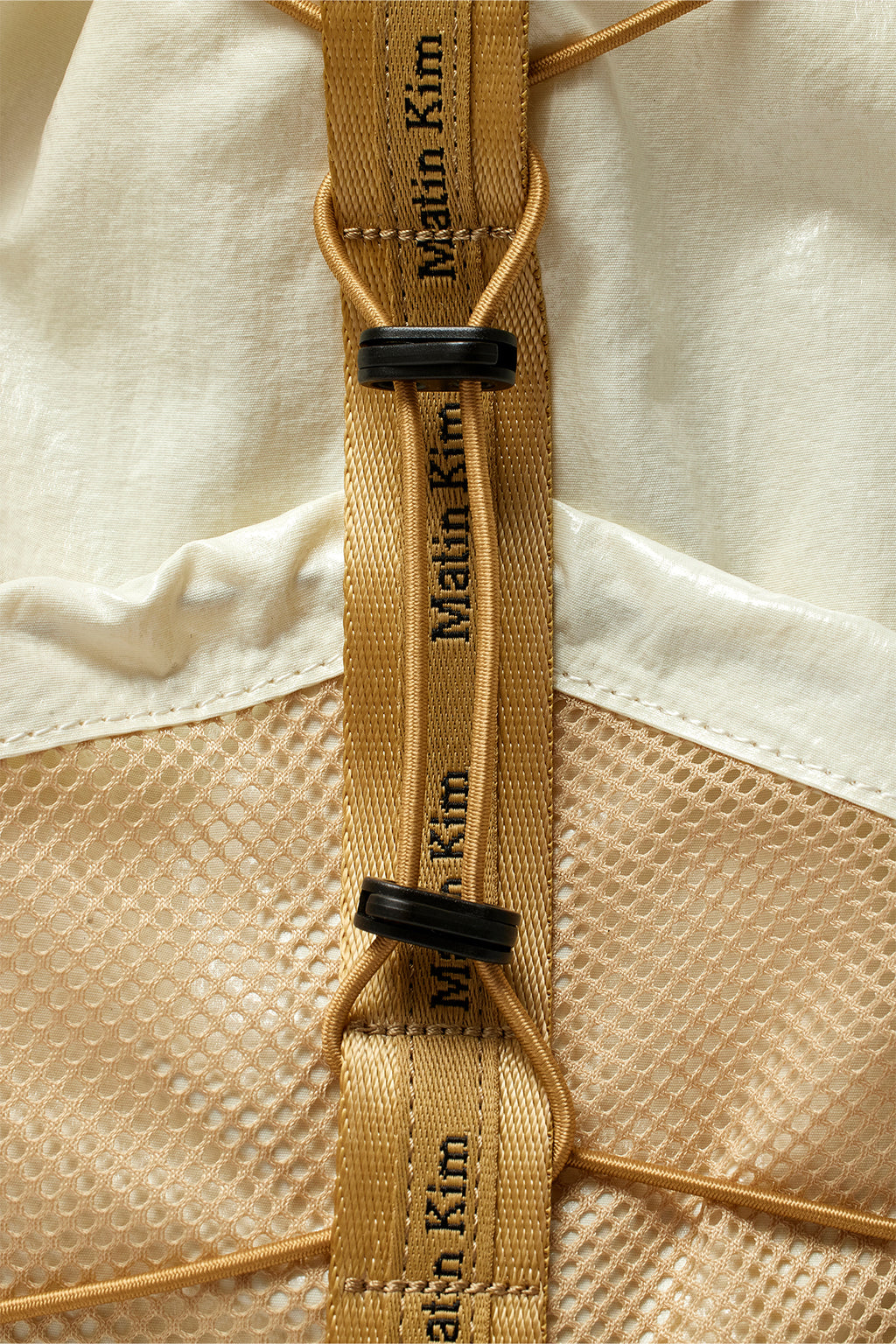 [matinkim] LOGO TAPING GLOSSY BACK PACK IN IVORY