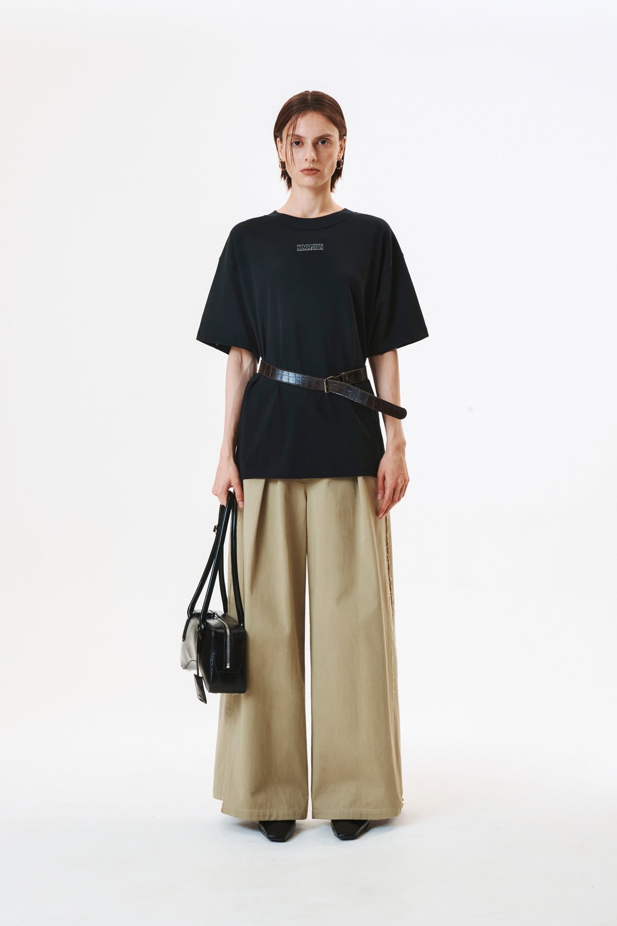 [matinkim] Cutting Detail Wide Cotton Pants IN Beige