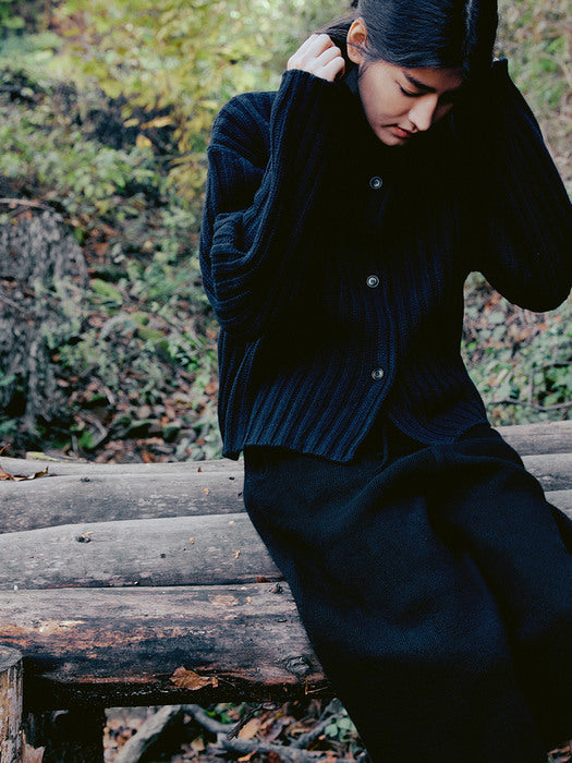 [EXCLUSIVE] turtleneck cardigan (navy)