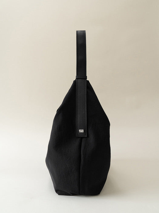 [Kindersalmon] Mia Oversized Bag Black