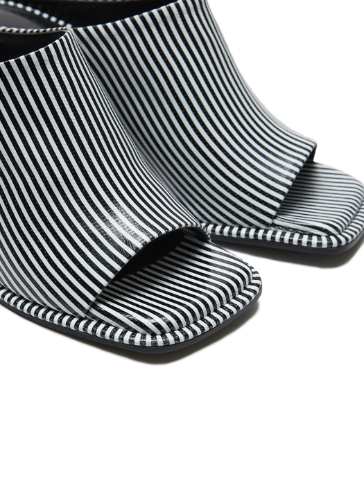 Eenk Unky Chunky Heeled Sandals - Black/White Stripe