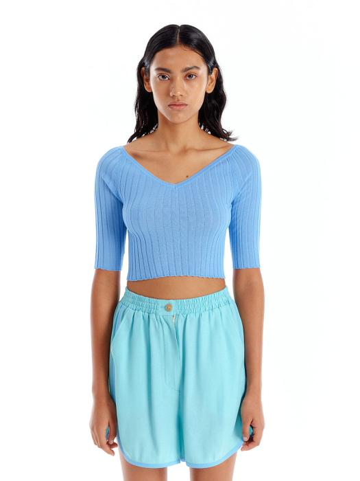 Eenk Uvina Wide V-Neck Knit Top - Sky Blue