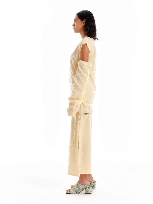[EENK] Uiui Logo Jacquard Oversized Knit Vest - Light Yellow