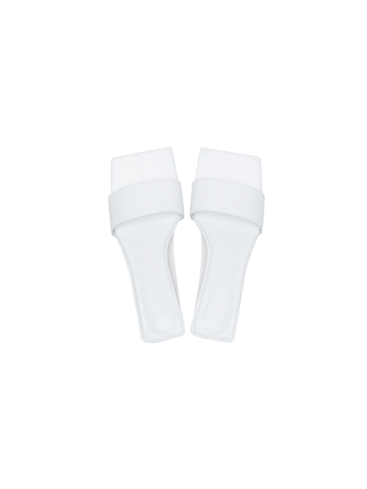 Eenk Ule Square-Toe Heeled Sandals - White