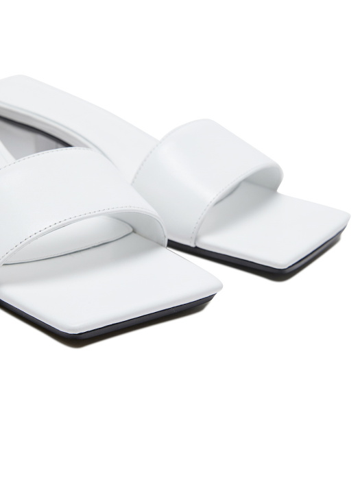 Eenk Ule Square-Toe Heeled Sandals - White
