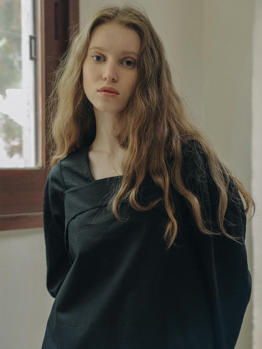 [moia] mark top (black)