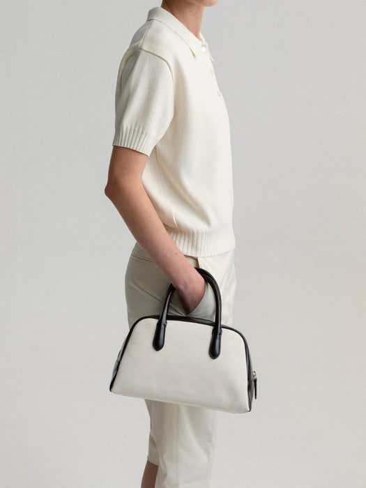 [nothing written] Slim fit bermuda pants (Light beige)