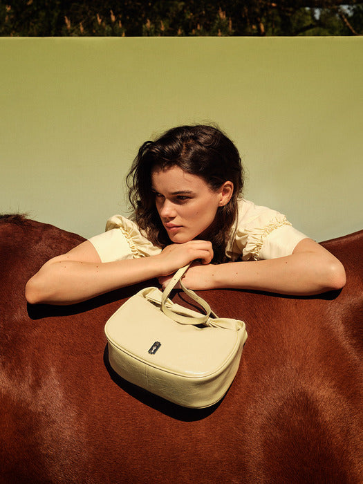 [vunque] Halfmoon Coconut Mini Tote (하프문 코코넛 미니 토트)_3 colors