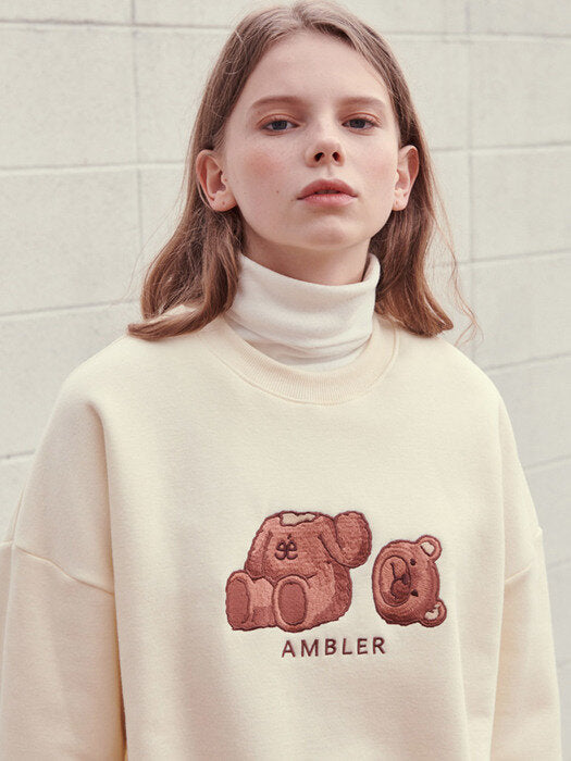 [ambler] bear Over fit Sweatshirt AMM718(ivory)