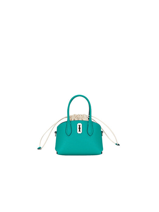 [vunque] [Highly Recommended] Toque Hermit Mini Cross (4 Colors)

(Note: I translated "고민시 PICK" to "Highly Recommended" as it's a common way to highlight popular or recommended products in the fashion industry)