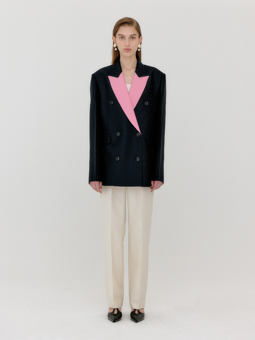 Eenk Vell Contrasted Collar Double-Breasted Blazer - Black/Pink
