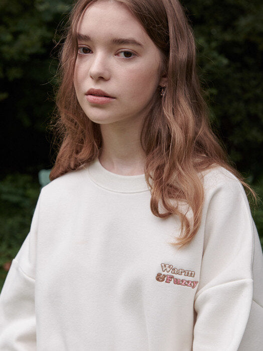 [ambler] Warm&Fuzzy Over fit Sweatshirt AMM1013 (ivory)