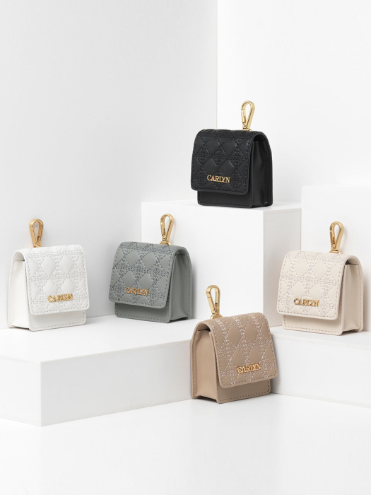 Carlyn Quilted AirPods Case