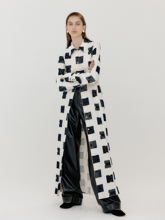 Eenk Veroso Logo Pattern Shirt Dress - Ivory/Black